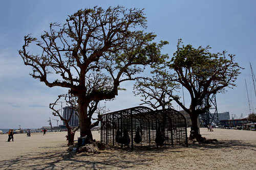 Juan Muñoz: Una habitación donde siempre llueve, Barcelona, copyleft licence art libre